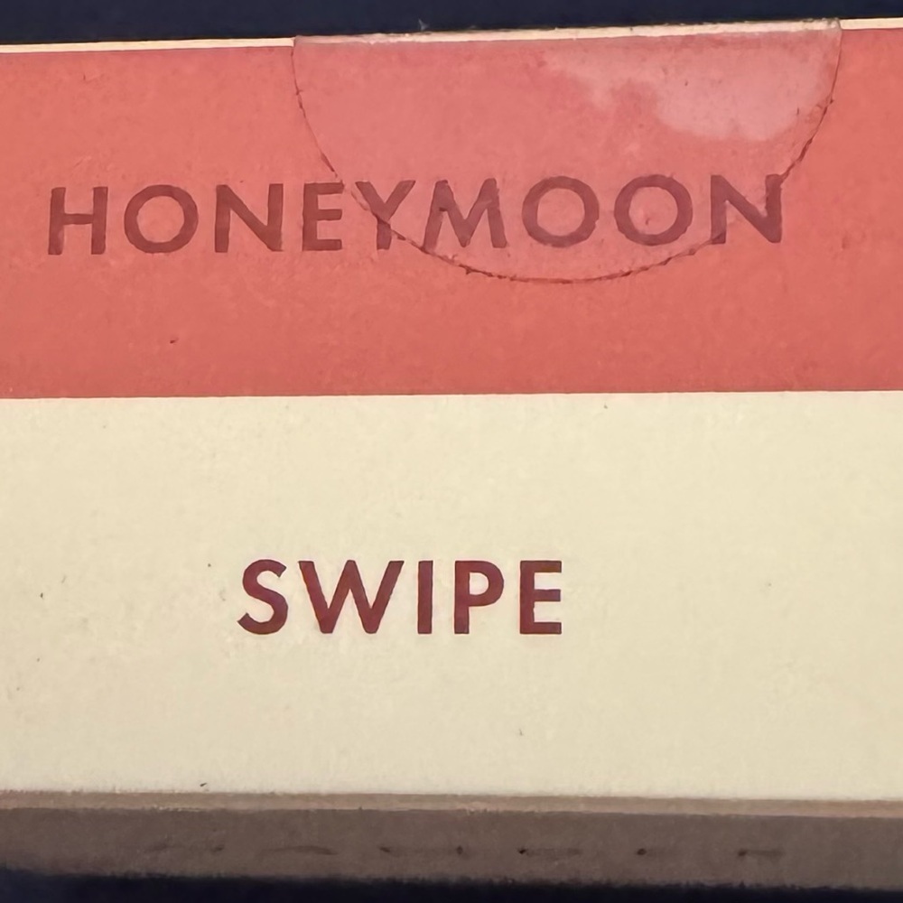 Sealed NIB WANDER Double Date Lip and Cherk Makeup Shades Honeymoon/ Swipe - Picture 4 of 7